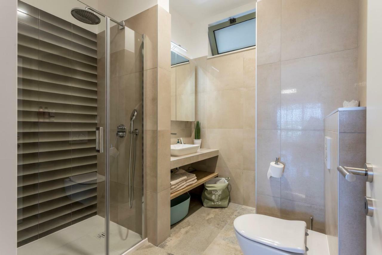 Luxury With Hot Tub Apartment Omis