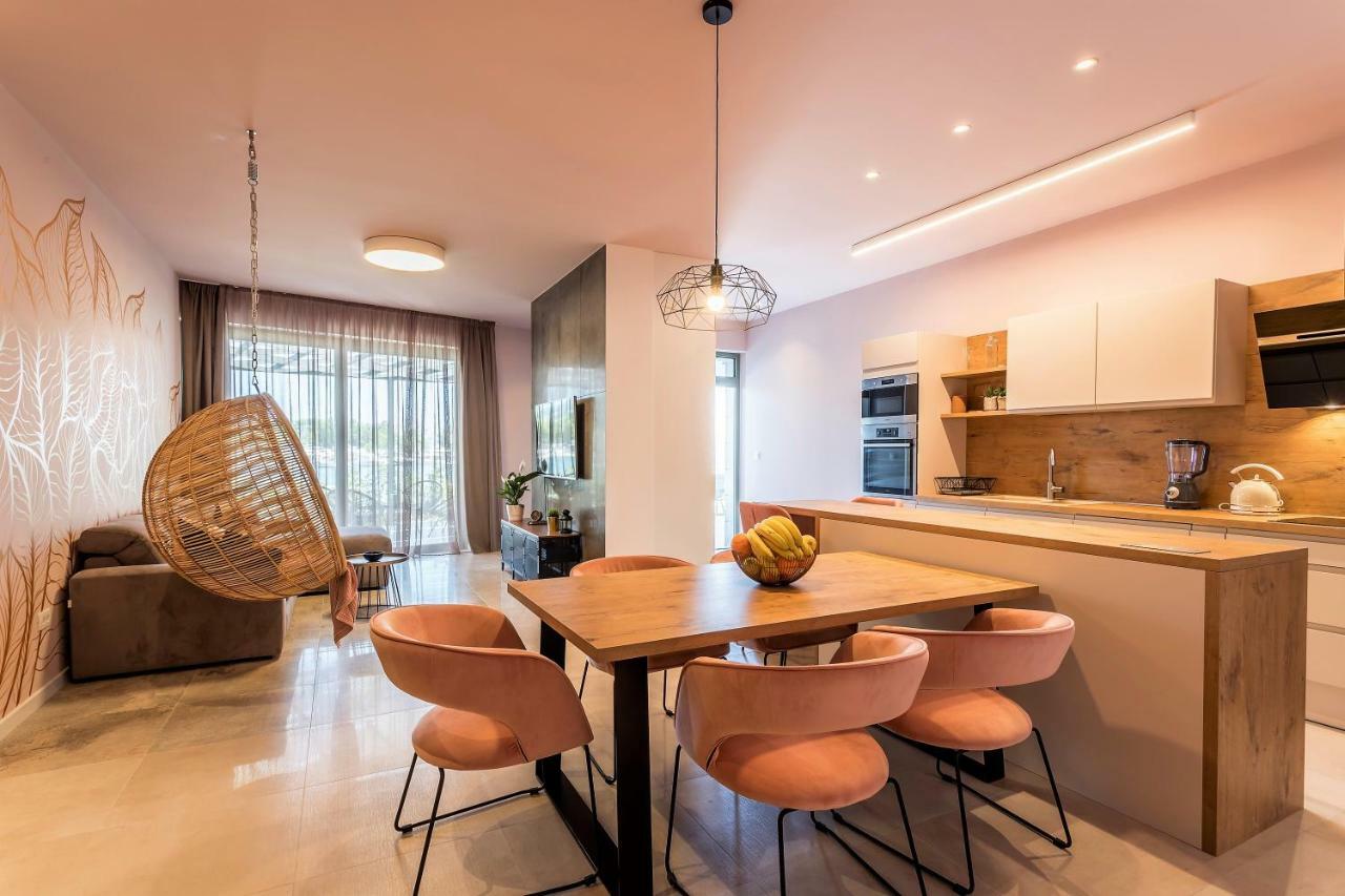 Apartment Luxury With Hot Tub Omis